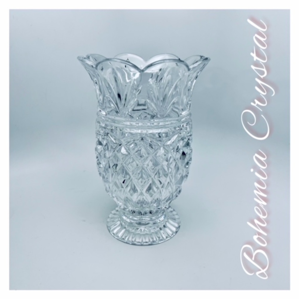 CZECH BOHEMIA CRYSTAL GLASS VASE
